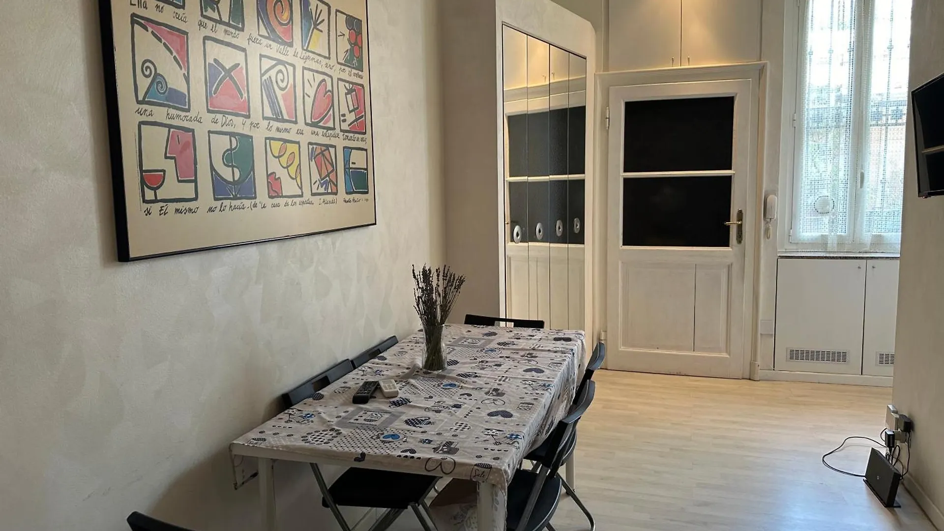 Majestic Navigli Home Roma 0*,  İtalya