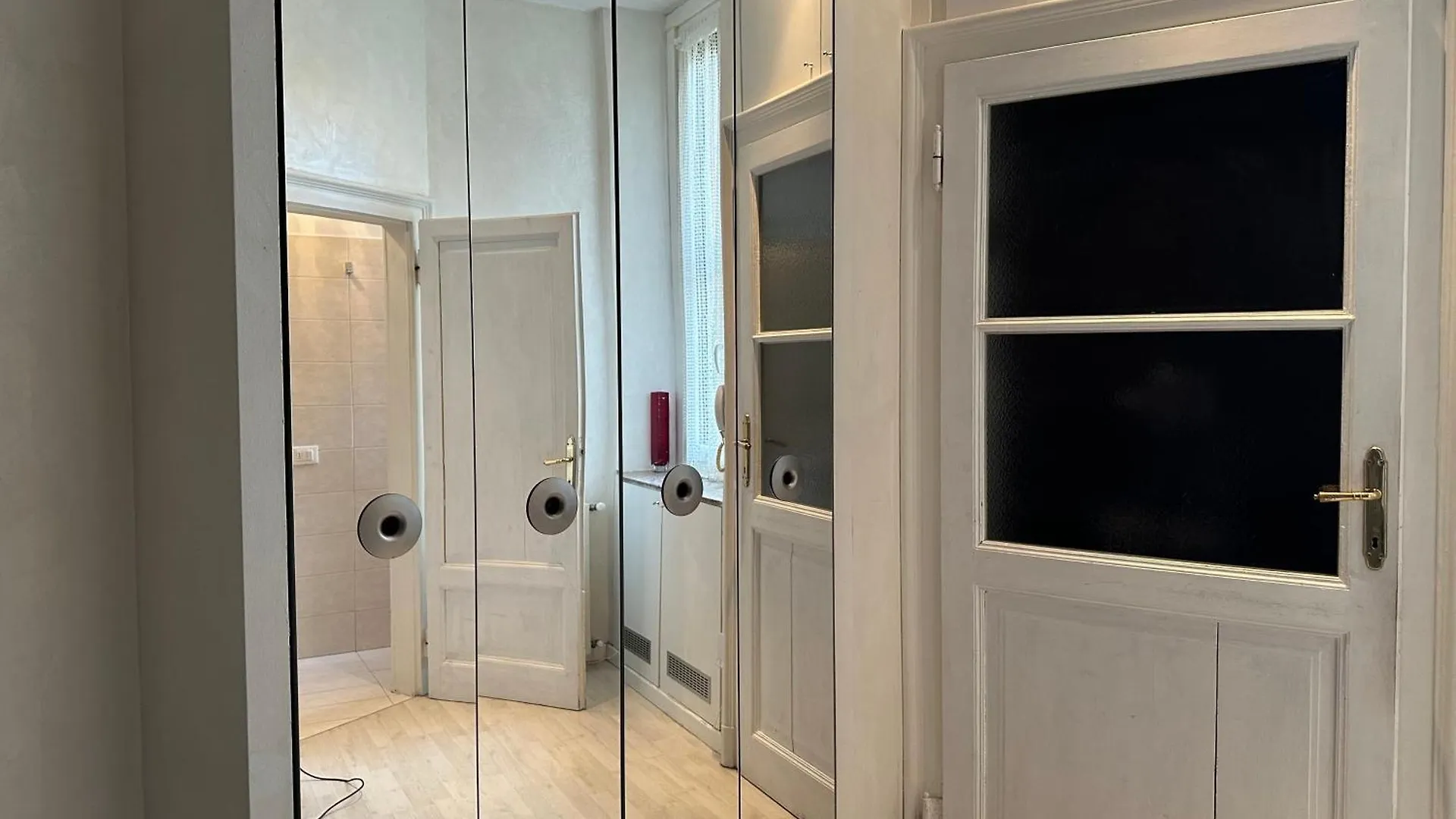 Majestic Navigli Home Roma İtalya