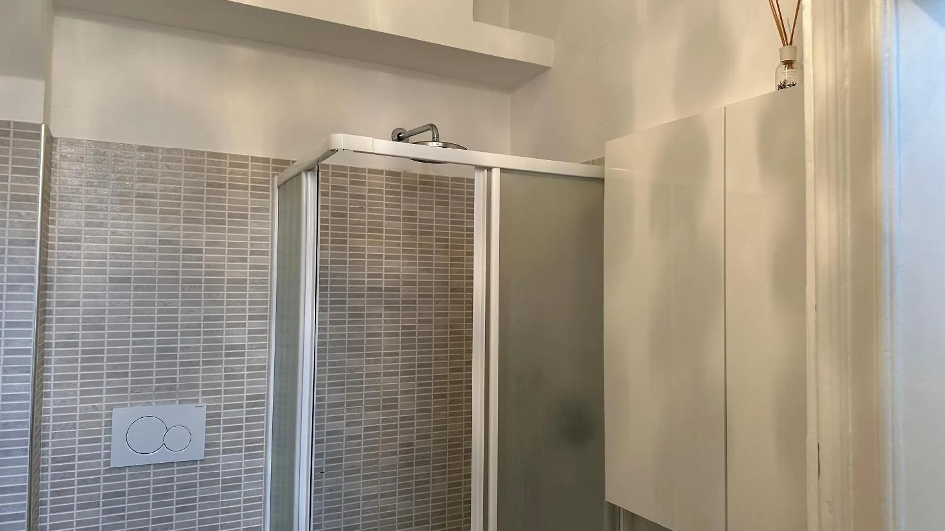 Majestic Navigli Home 罗马 0*,  意大利