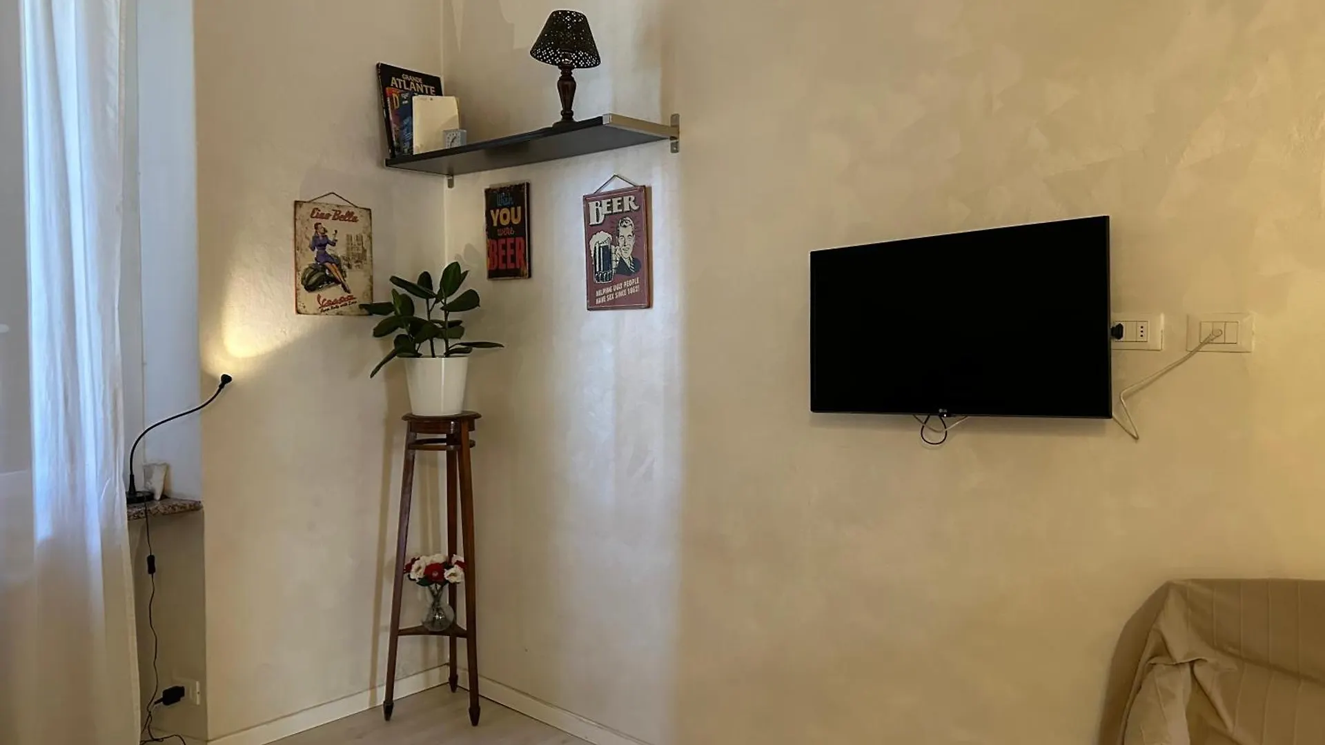 Apartment Majestic Navigli Home Rome